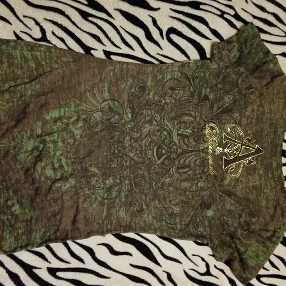 A & Diamonds V-Top - Picture 2 of 2